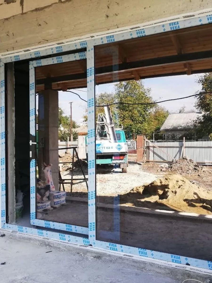 Sistem glisant din aluminiu, instalat de Grafitex